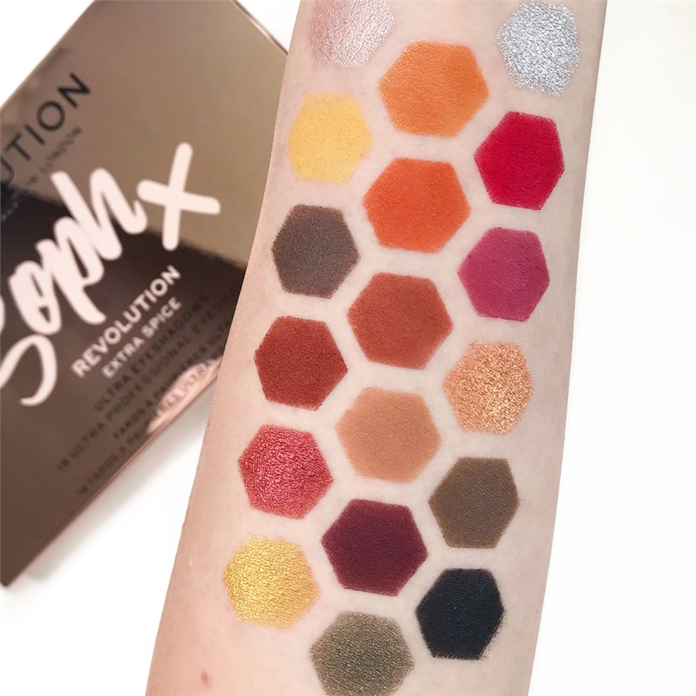 MAKEUP REVOLUTION Soph x Revolution Extra Spice Eyeshadow Palette