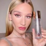 Charlotte Tilbury Airbrush Flawless Waterproof Setting Spray - Image 2