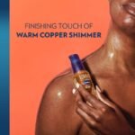 Vaseline Illuminate Me Shimmering Body Oil - Image 2
